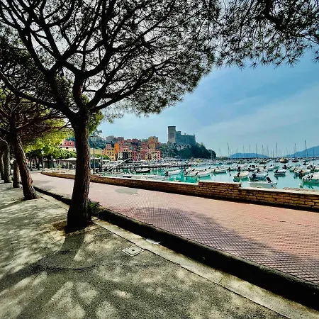 Il Sogno Dei Poeti Lerici